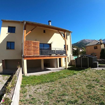 Maison Neuve Proche De Barcelonnette Jausiers Exterior photo
